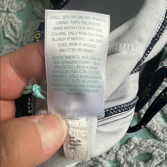 Keyhole tankini NEW with tags! - Picture 8 of 8